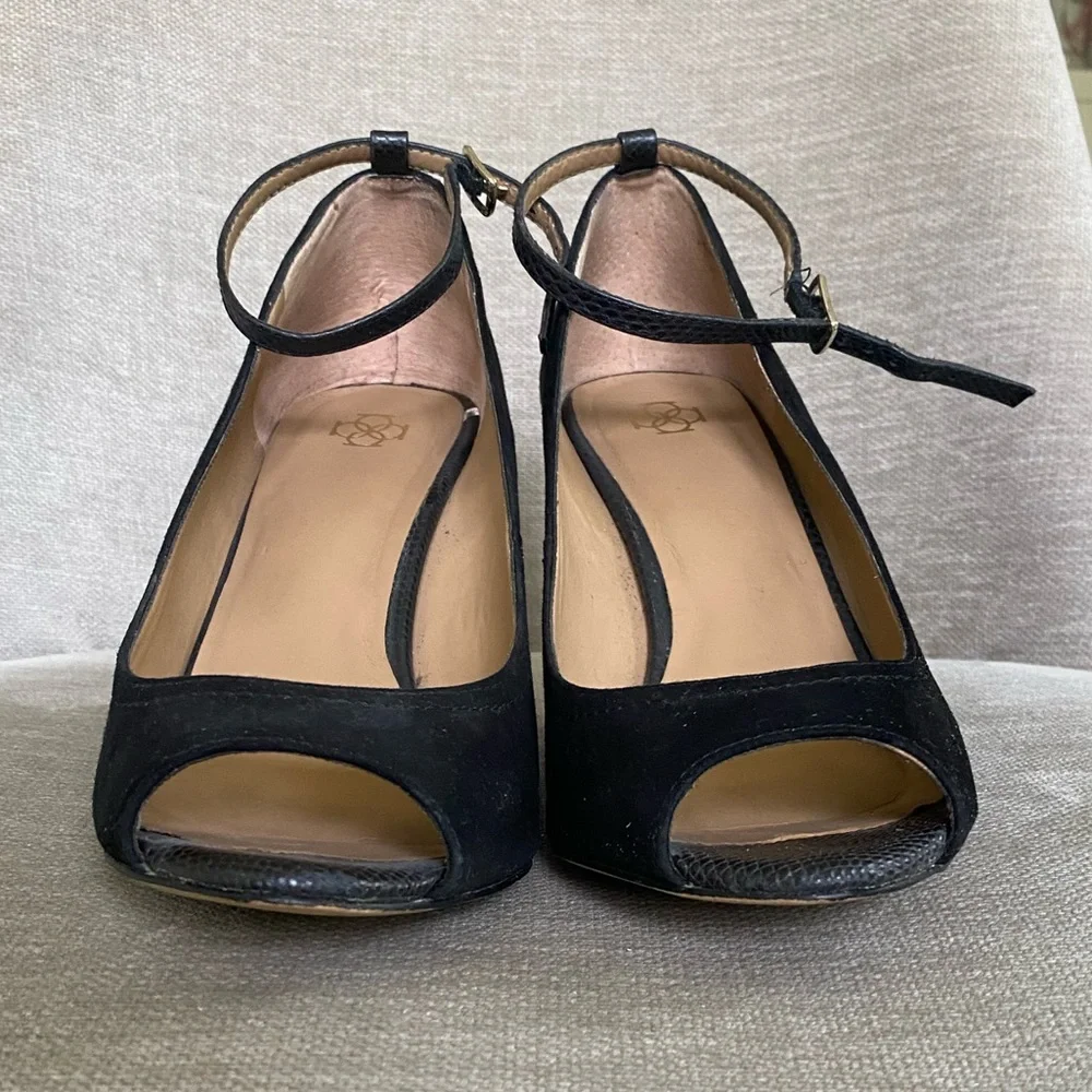 Ann Taylor Black Suede Peep Toe Wedges - Picture 3 of 13